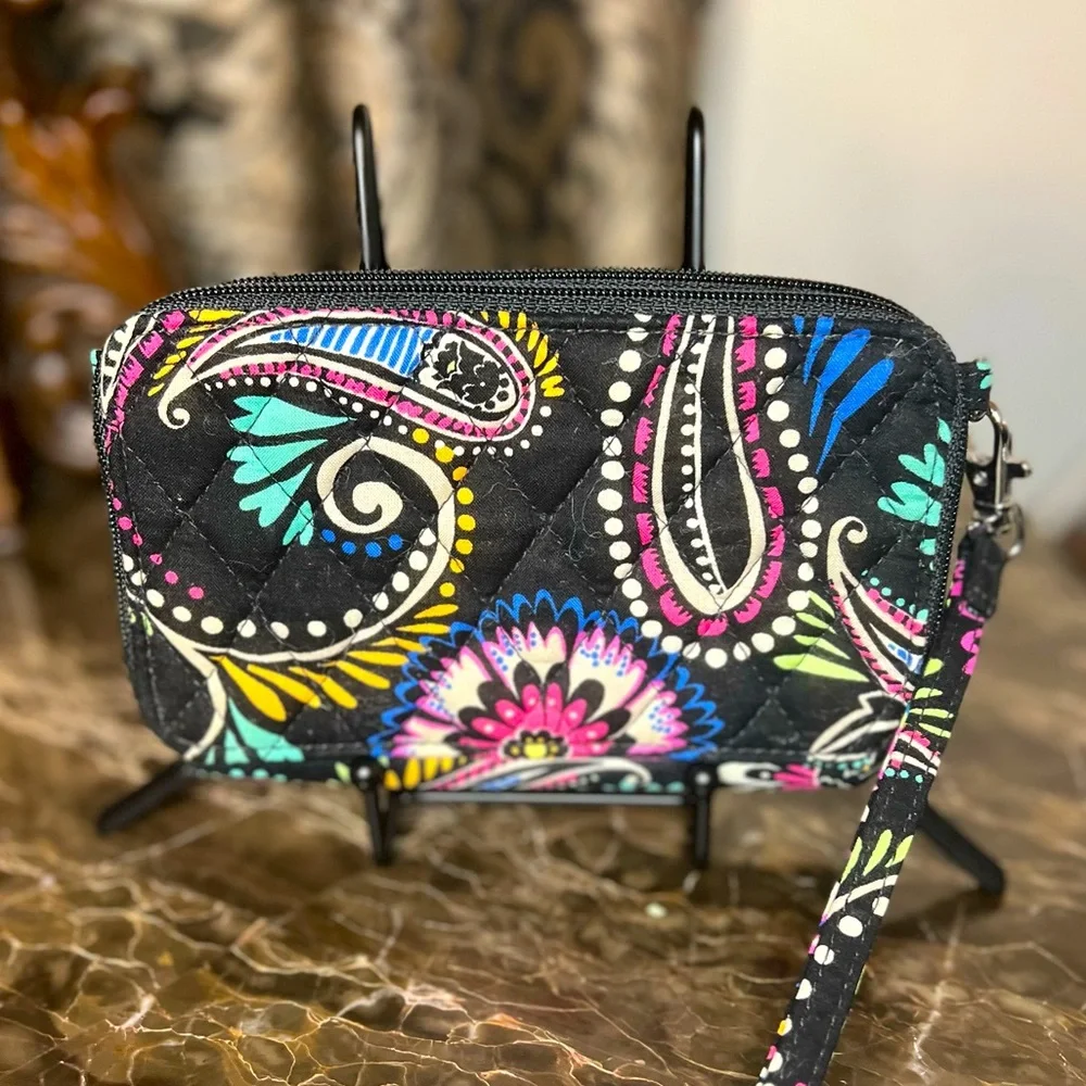 Vera Bradley “Bandana Swirl” All In One Wristlet Wallet